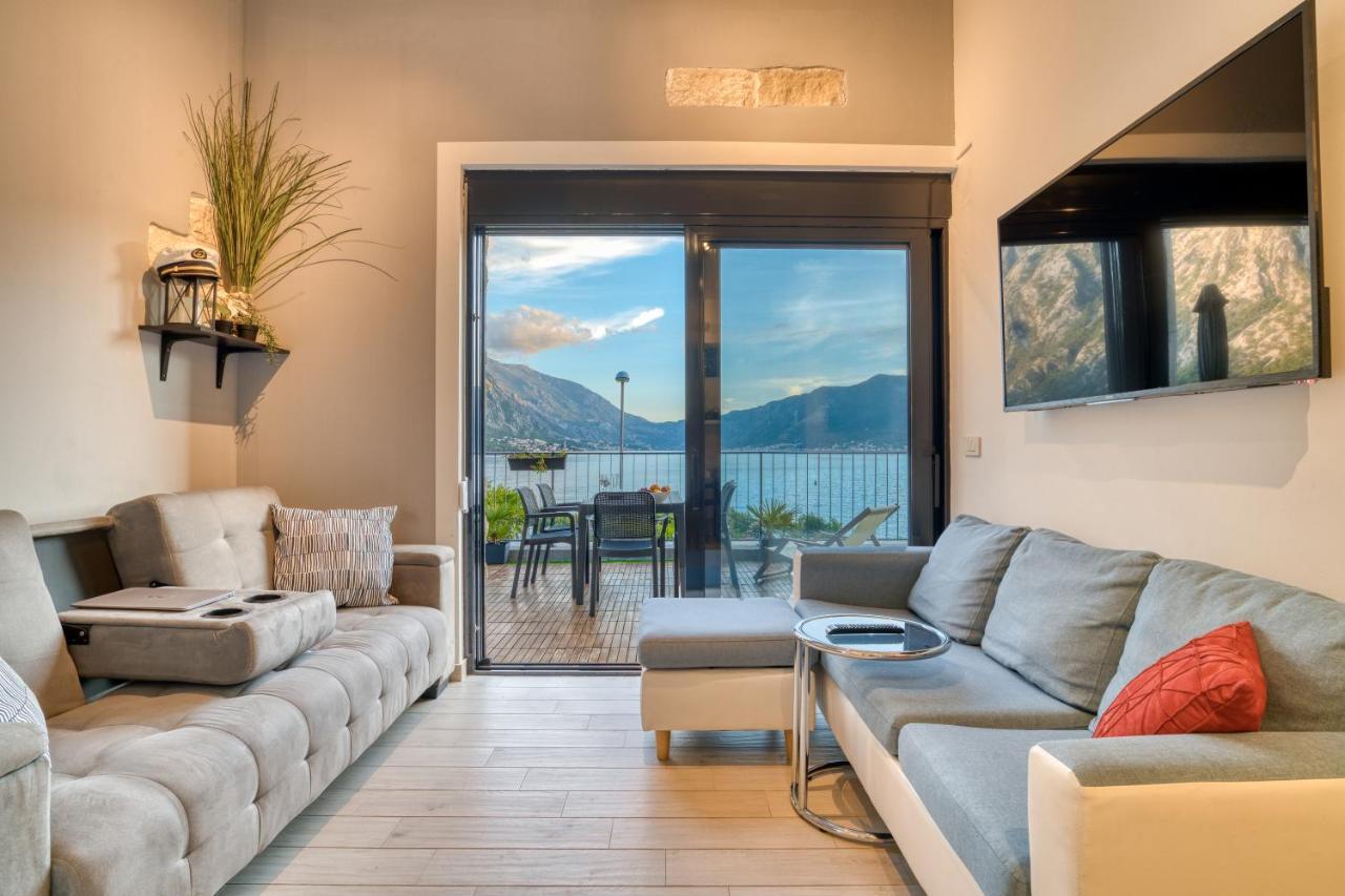 Beachfront Villa Nautica Котор Екстер'єр фото