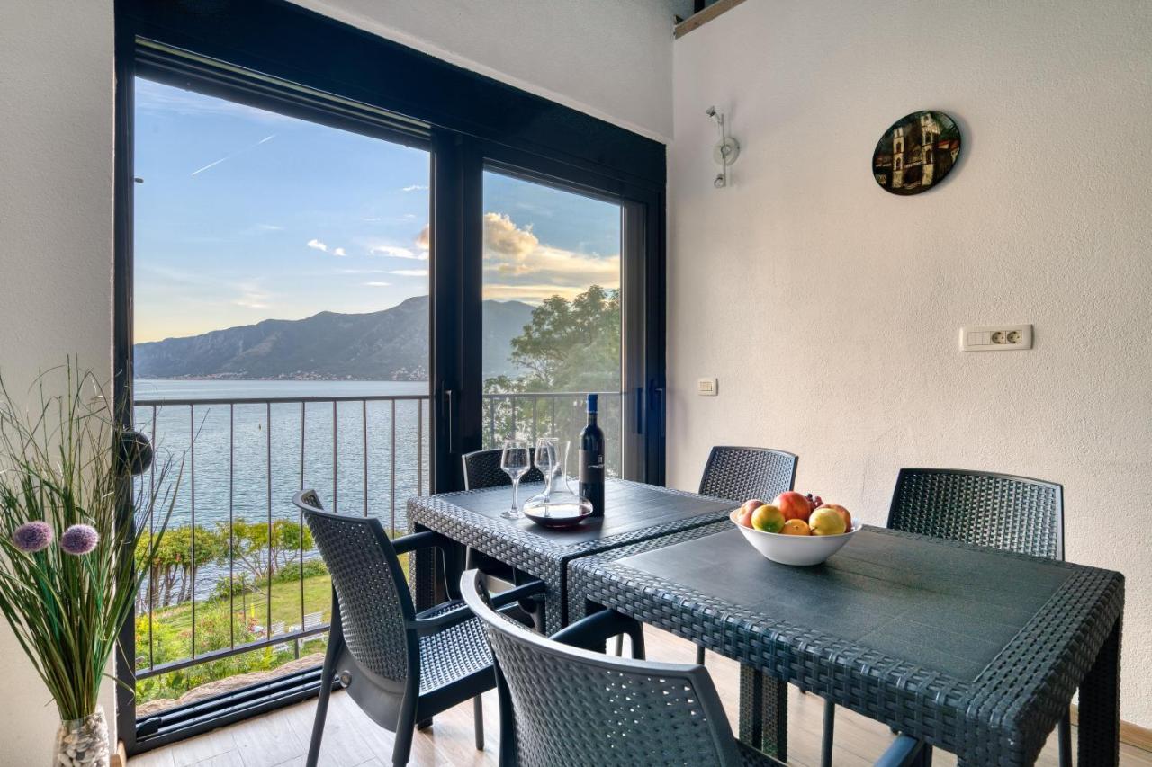 Beachfront Villa Nautica Котор Екстер'єр фото