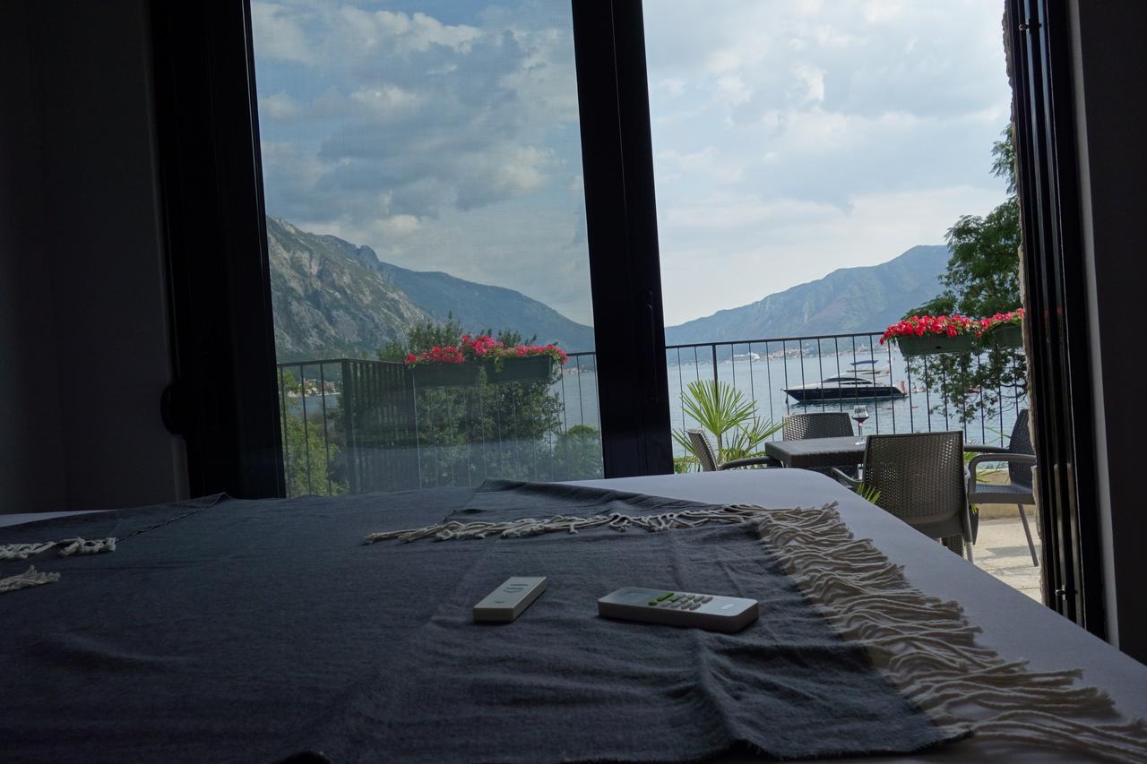 Beachfront Villa Nautica Котор Екстер'єр фото